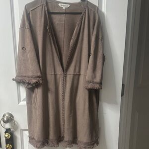 DAVI & DANI Tan Open Cardigan size large